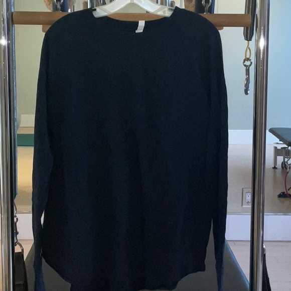 - NWOT ZELLA LONG SLEEVE TEE SHIRT - Picture 2 of 8